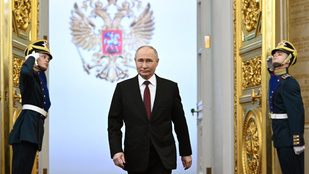 Vlagyimir Putyin hivatalosan letette az esküt, kezdődik az ötödik elnöki ciklus