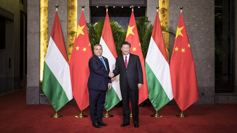 Kiderült, milyen menüvel várja Orbán Viktor a kínai elnököt