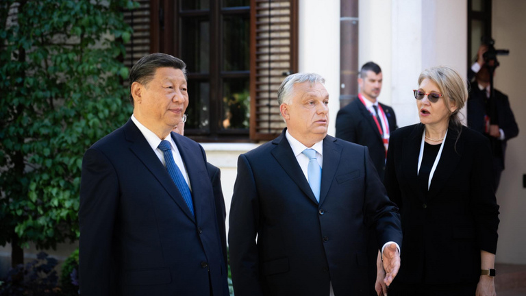 Kiderült, milyen drága bort adott Orbán Viktor a kínai elnöknek
