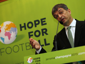 Ő lehet a világfutball új vezére, most Magyarországot választotta