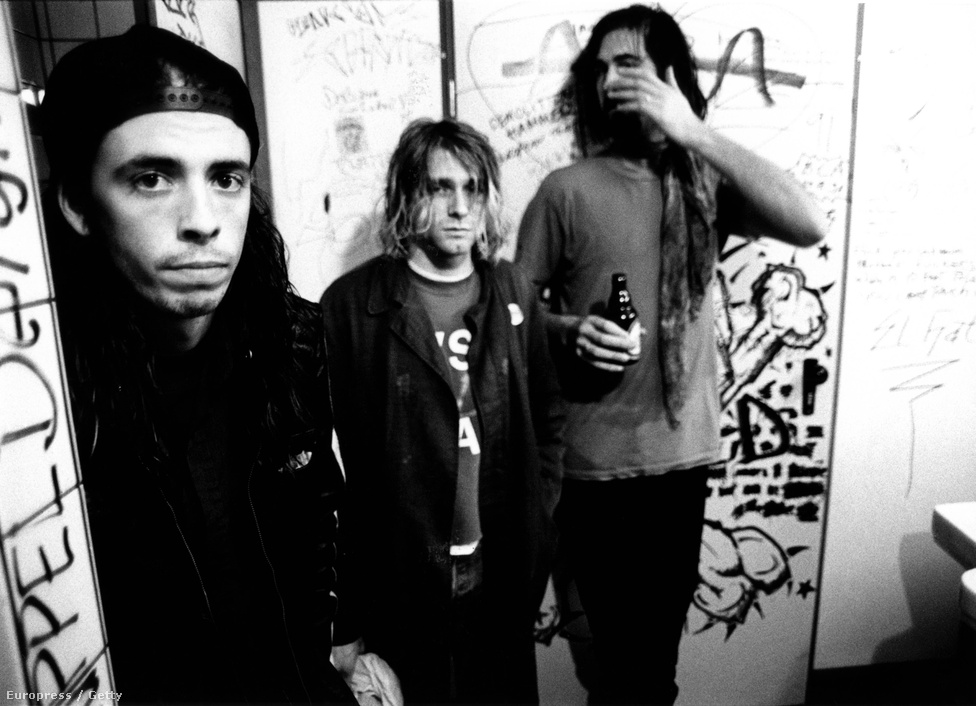 A Nirvana három tagja 1991-ben: Krist Novoselic, Kurt Cobain és az utolsóként csatlakozott Dave Grohl – akinek egy keverőpultról szóló rendezését, a Sound Cityt az éppen  most zajló Titanic fesztiválon mutatják be az A38 hajón. 