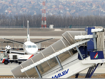 Új magyar nemzeti légitársaság alapításáról tárgyalt az NFM