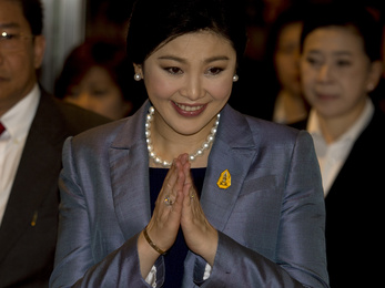 Lemondatták a thaiföldi miniszterelnököt