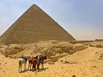 Megfejtik-e valaha a piramisok rejtélyét?