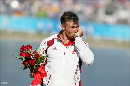 Vajda Attila olimpiai bajnok 1000 méteren