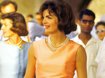 10 divatlecke, amit Jackie Kennedytől tanultunk