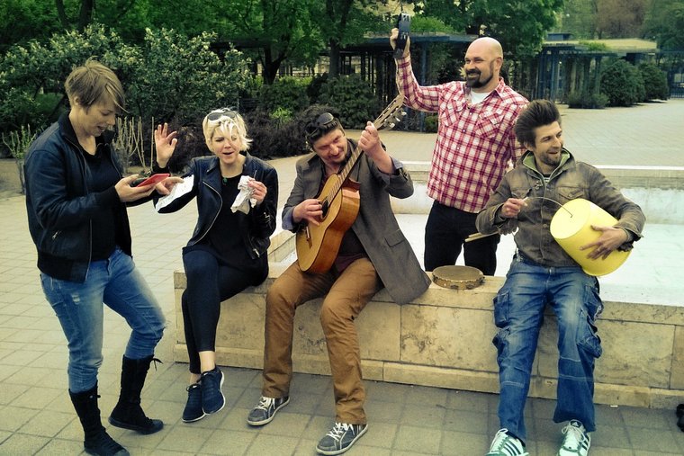Rezesbanda és flamencogitáros is nyerte a Kalap Kabátot