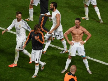 Mit keresett Ronaldo Bale góljánál balbekkben?
