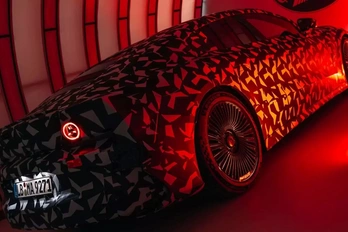 Nagyon vadnak ígérkezik a Mercedes következő szuperszedánja