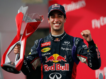 Ricciardo: Ez szürreális és menő!