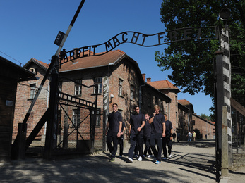 A német rendőrség felépítette a virtuális Auschwitzot
