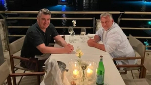 A horvát köztársasági elnökkel találkozott nyaralásán Orbán Viktor – Forrás: Index