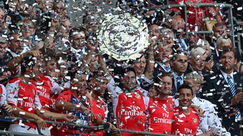 20 m-es bombával nyert kupát az Arsenal
