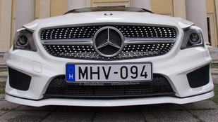 Mercedes-Benz CLA 250 - 2014.