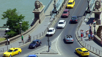 Szombaton ne akarjon Budapesten autóval közlekedni