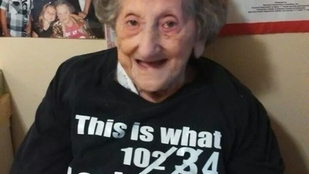 Sophie néni 105 lesz, de Facebookozik