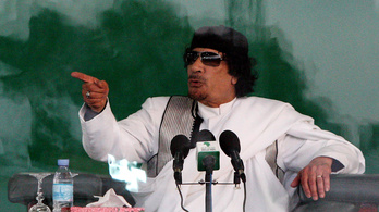 A líbiai diktátor végzete