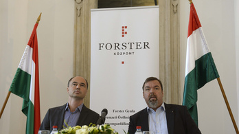 Kevesebb, mint egy év után távozik a Forster Központ elnöke