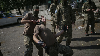 Megadta Kijev a szakadárok különleges státuszát