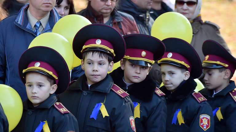 Most sem kap stabil kormányt Ukrajna