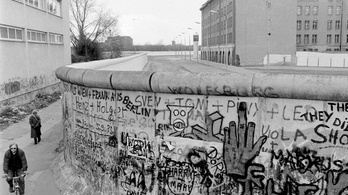 Fordítva a falon: nyugati menekültek az NDK-ban