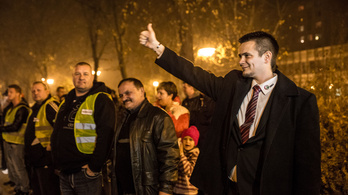 Elsöprő győzelmet ünnepel az ózdi Jobbik