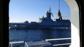 Orosz hadihajók tűntek fel Ausztrália partjainál