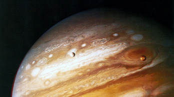 Kiderült, mitől van óriási foltja a Jupiternek