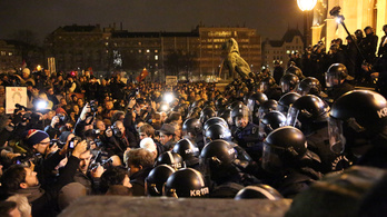 Kiderült, a kormányellenes tüntetők nem is tudtak róla, hogy össznépi tüntetés lenne december 16-án