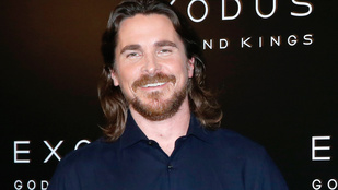 Christian Bale jóllakott óvodás lett
