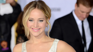 Jennifer Lawrence tarolt a People's Choice Awards gálán