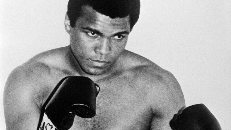 Meghalt Muhammad Ali, minden idők legnagyobb bokszolója