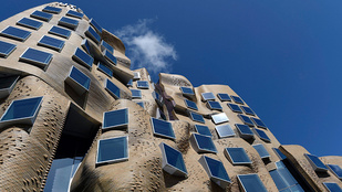 Frank Gehry összegyűrt papírzacskót tervezett Sydneynek