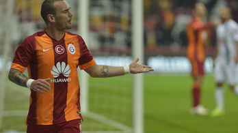 Jobbal-ballal Sneijder