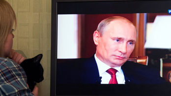 Putyin: Pletykák nélkül unalmas az élet