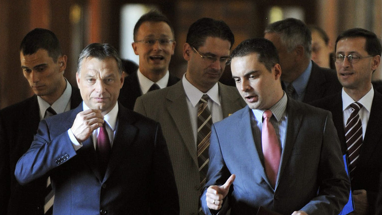 Vona ideje akkor jöhet el, ha Orbán kiszállt