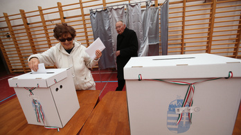 Elkezdődött az időközi választás Tapolcán