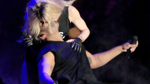 A rúzs miatt fintorgott Drake, miután lesmárolta Madonna