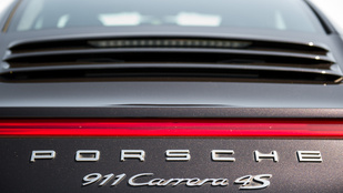 Teszt: Porsche 911 Carrera 4S – 2014.