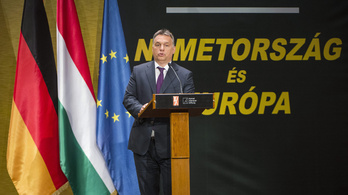 Orbán Viktor mindenkit óv a multikulturális Európától