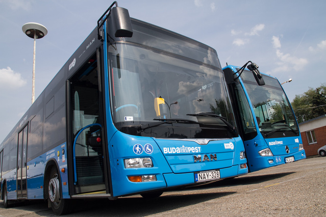 Ha a 2016 tavaszáig tartó beszerzési időszak lecseng, a VT-Arriva összesen 400 buszt pörgethet Budapesten. Ez elvi lehetőség, mert a Budapesti Közlekedési Központban döntik el, hogy hány buszukat engedhetik a forgalomba a dél-budapesti régióban