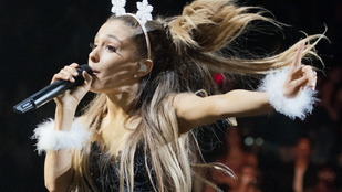 Az újra egészséges hajának örül Ariana Grande