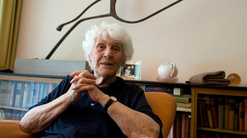 102 évesen szerezte meg a doktori címet