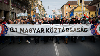 Egyesületet alapítottak az Orbán-ellenes civilek