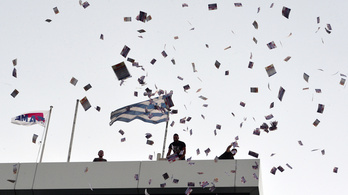 Jön a görög népszavazás a hitelprogramról