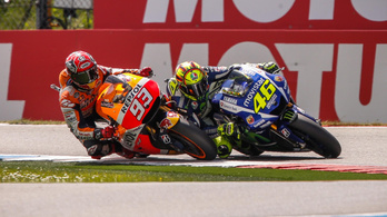 Rossi vs. Márquez: ők 1 centit se hagynak