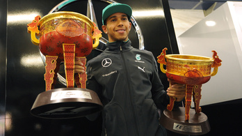 Hamilton: Sokkolóan rondák az F1-trófeák