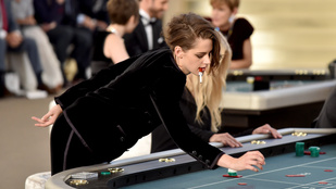 Kristen Stewart Johnny Depp lányával vett részt a Chanel bemutatóján