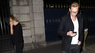 Tom Hiddleston összejött egy Olsennel, aki nem iker