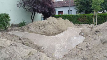 Világháborús bunkert találtak a csepeli Bóbita óvoda udvarán
